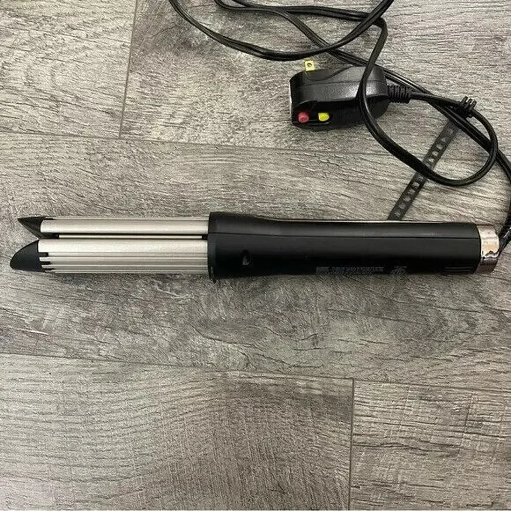 INFINITIPRO‎ BY CONAIR Cool Air Curling Iron Protects Against Damage